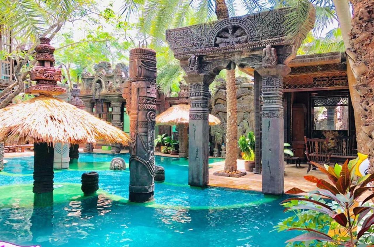 Khgema Nuanjun Pool Gallery