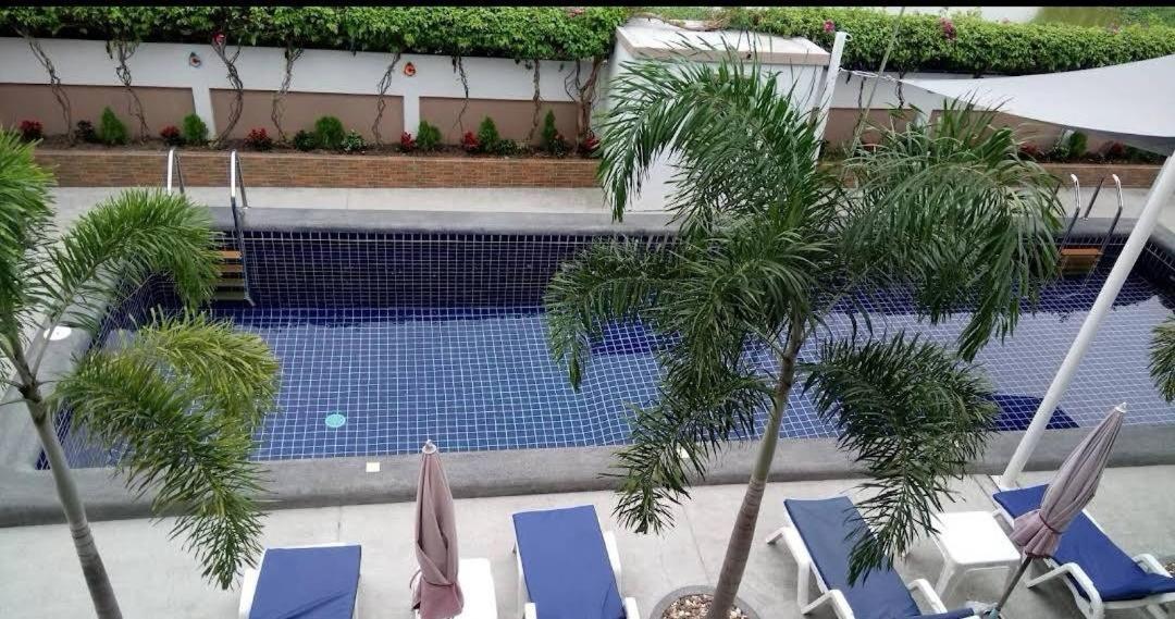 Resort 4 Palms 3*