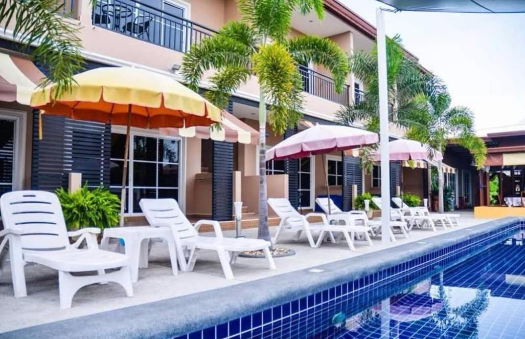 4 Palms 3*