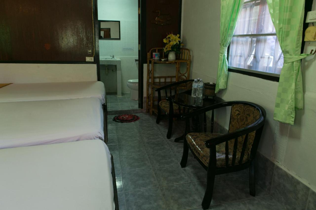 Hotel Haadrin Haad Rin