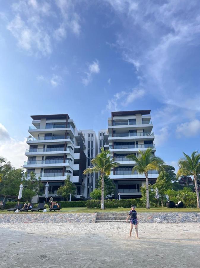 Hi Sea E272 At Escape Mae Pim Apartment