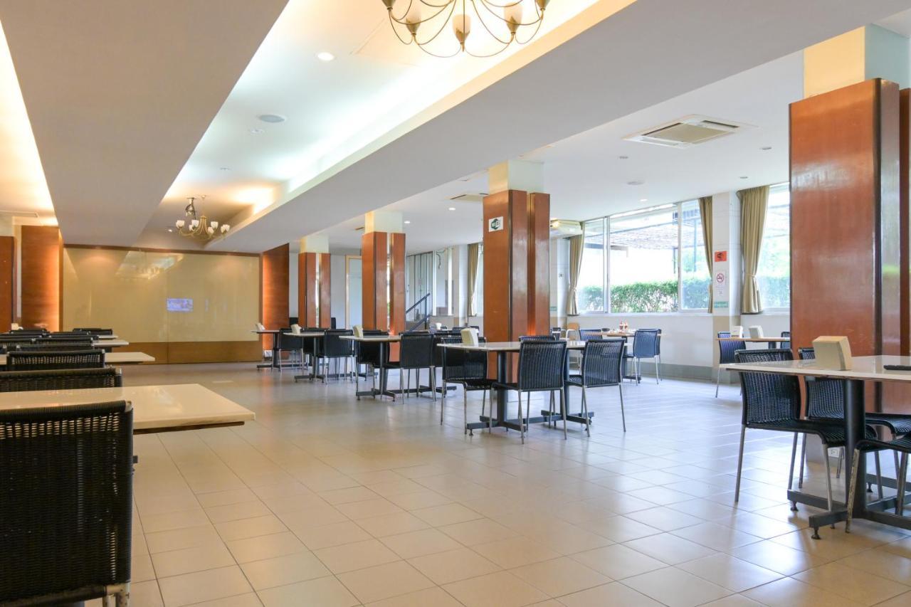 Hotel Rattana Park