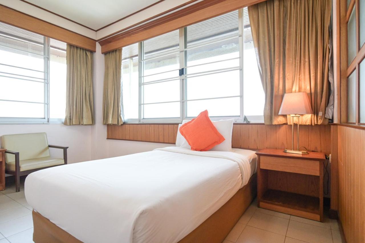 Rattana Park Hotel