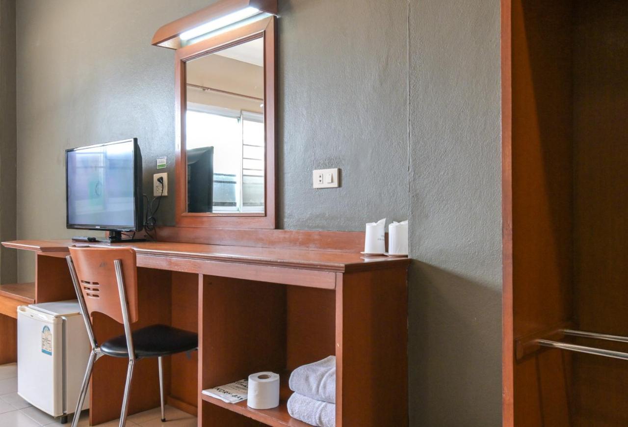 Rattana Park Hotel