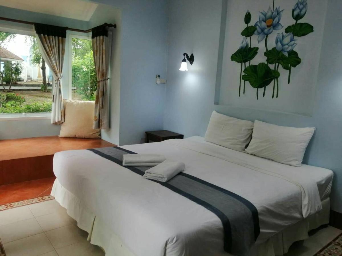Baanmontra - Resort Ban Krut (Prachuap Khiri Khan)