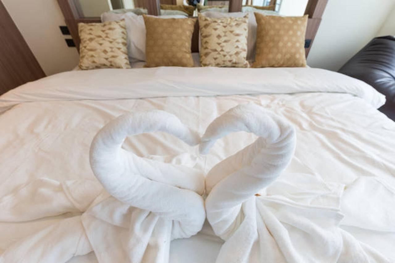 Nam Talay Jomtien Beach Apartment Na Chom Thian
