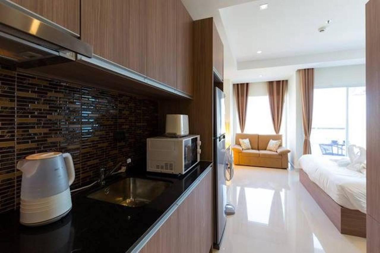 Nam Talay Jomtien Beach Apartment *