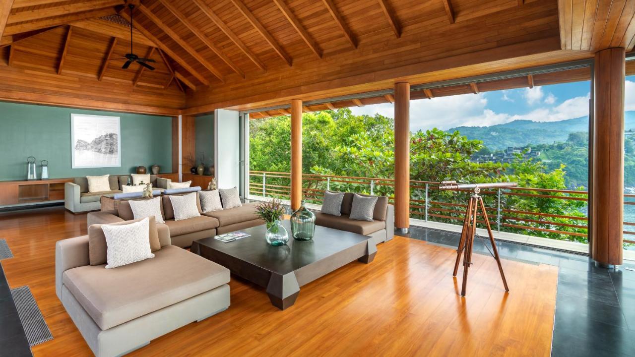Chelay Villa