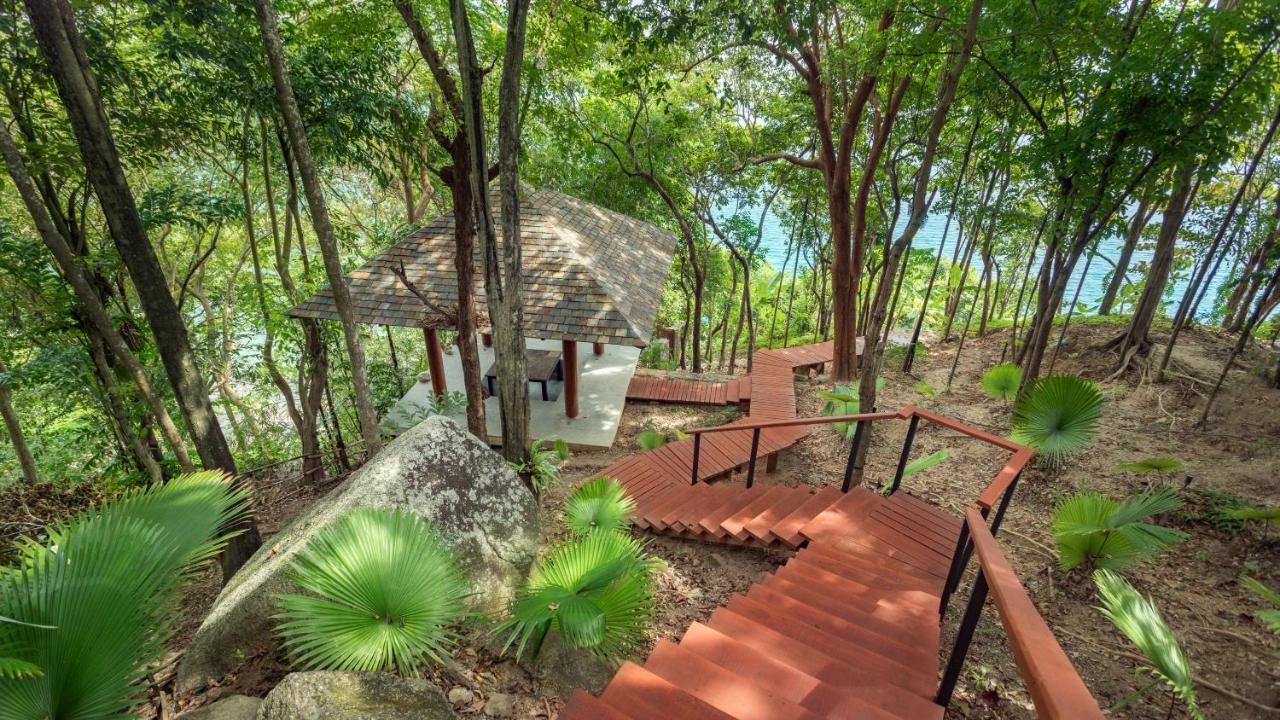 Chelay Villa