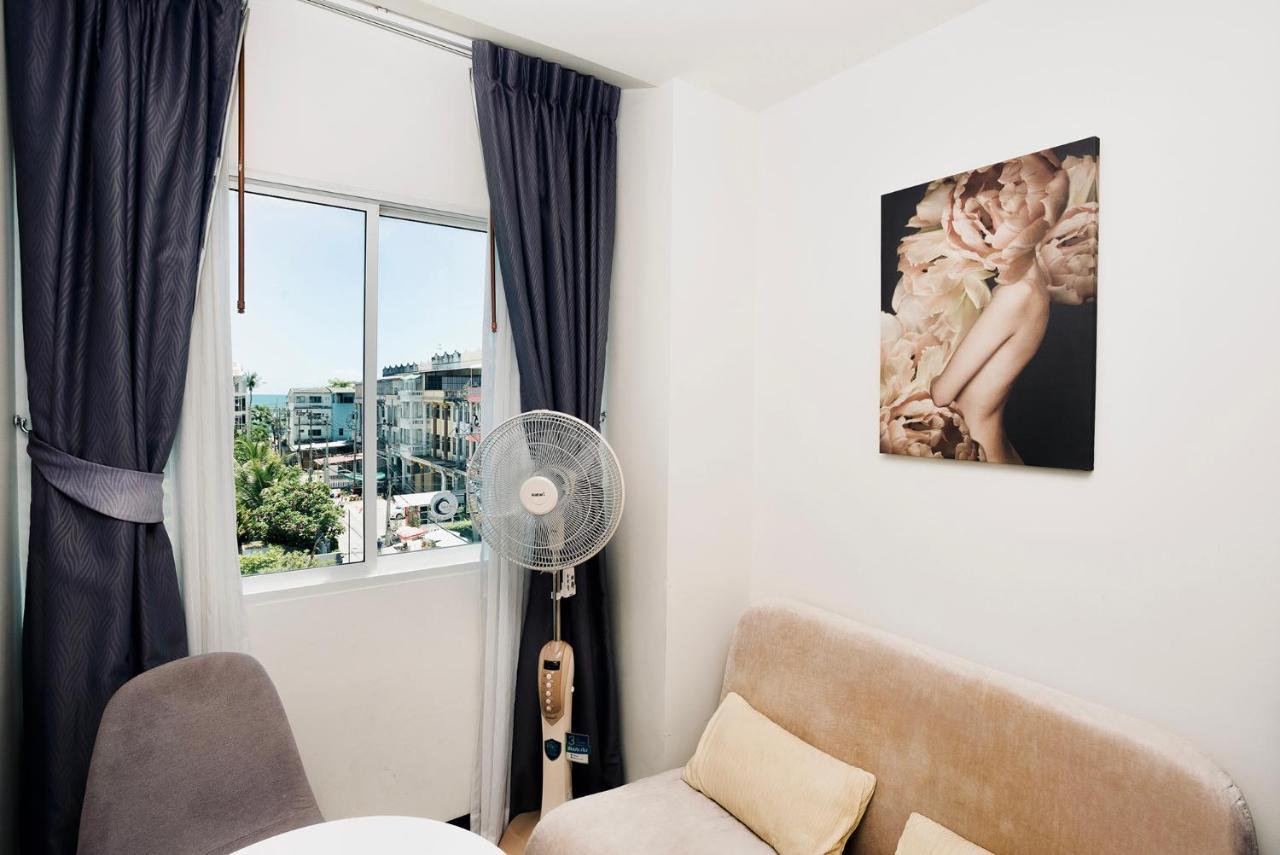 7 Apartment *