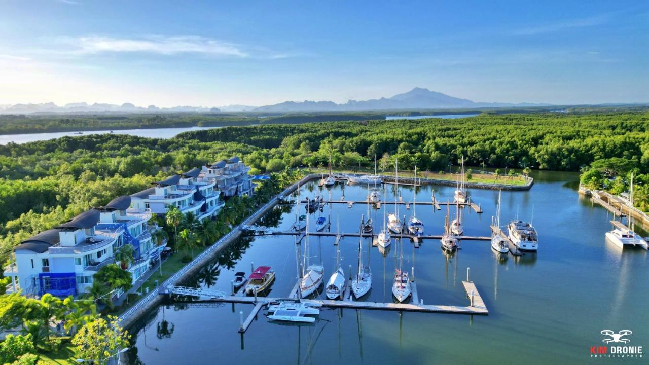 Boat Lagoon