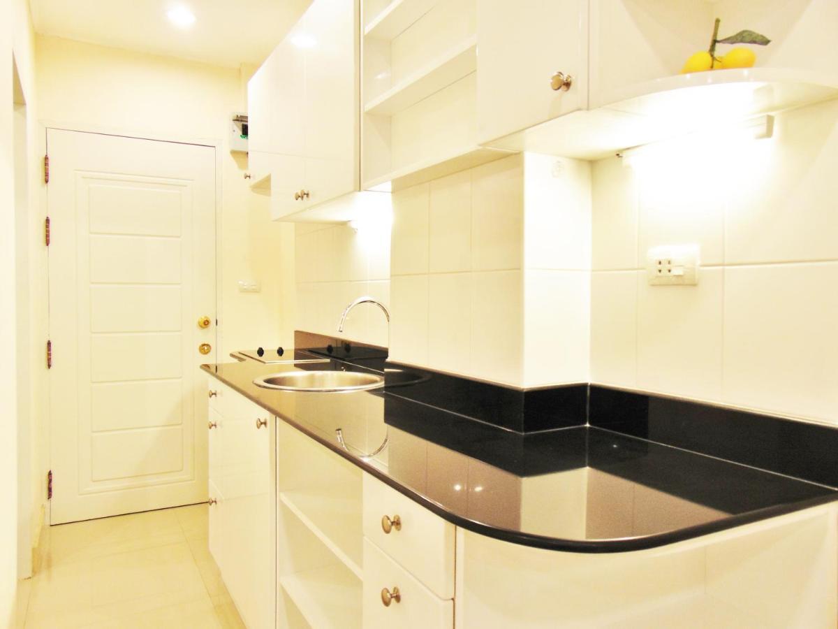 Sea View Beachfront Pattaya Apartment Jomtien Beach