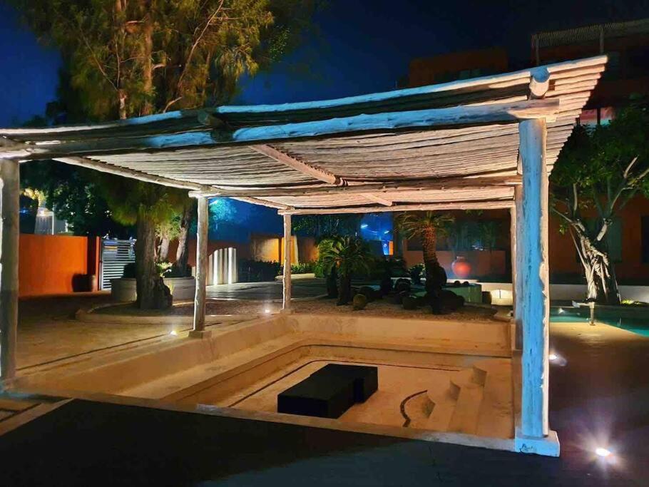 Apartment Las Tortugas, Cozy Condominium On Beach, Hua Hin *