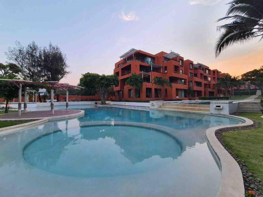 Apartment Las Tortugas, Cozy Condominium On Beach, Hua Hin *