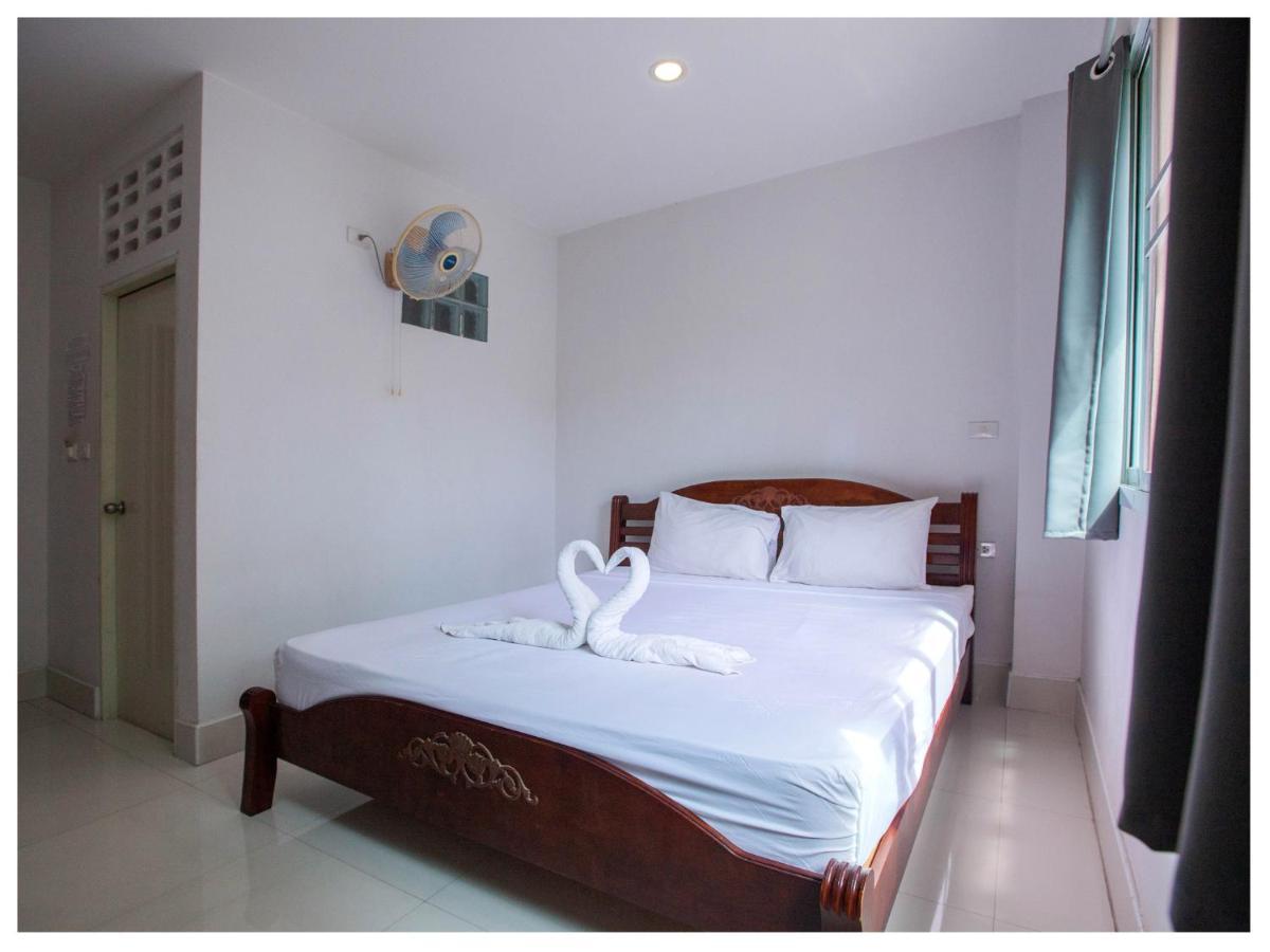 Namhasin House Koh Tao