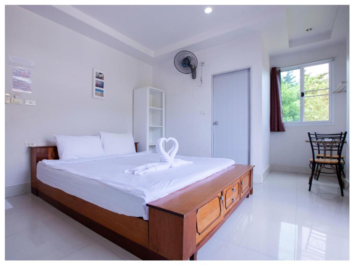 Namhasin House Koh Tao