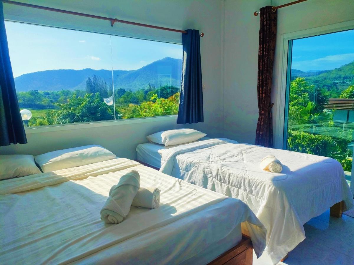 Baan Mai Hom Suan Phueng