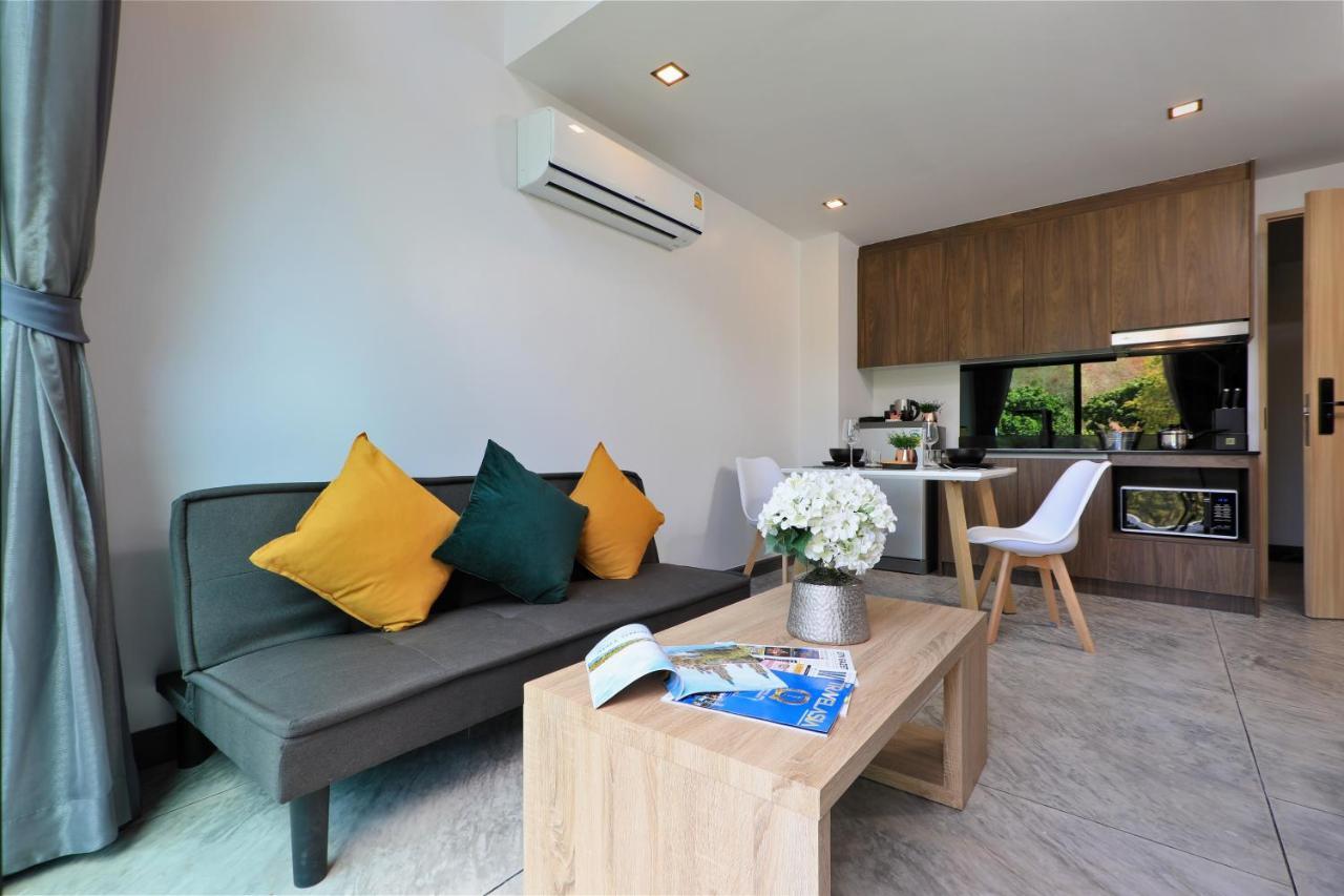 Apartment Utopia Naiharn *