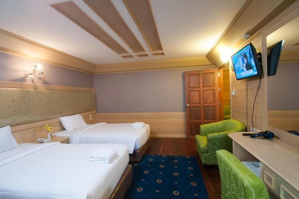Pearl & Hotel Nonthaburi