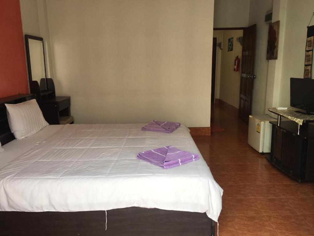 Hotel Lucky Banzaan Patong