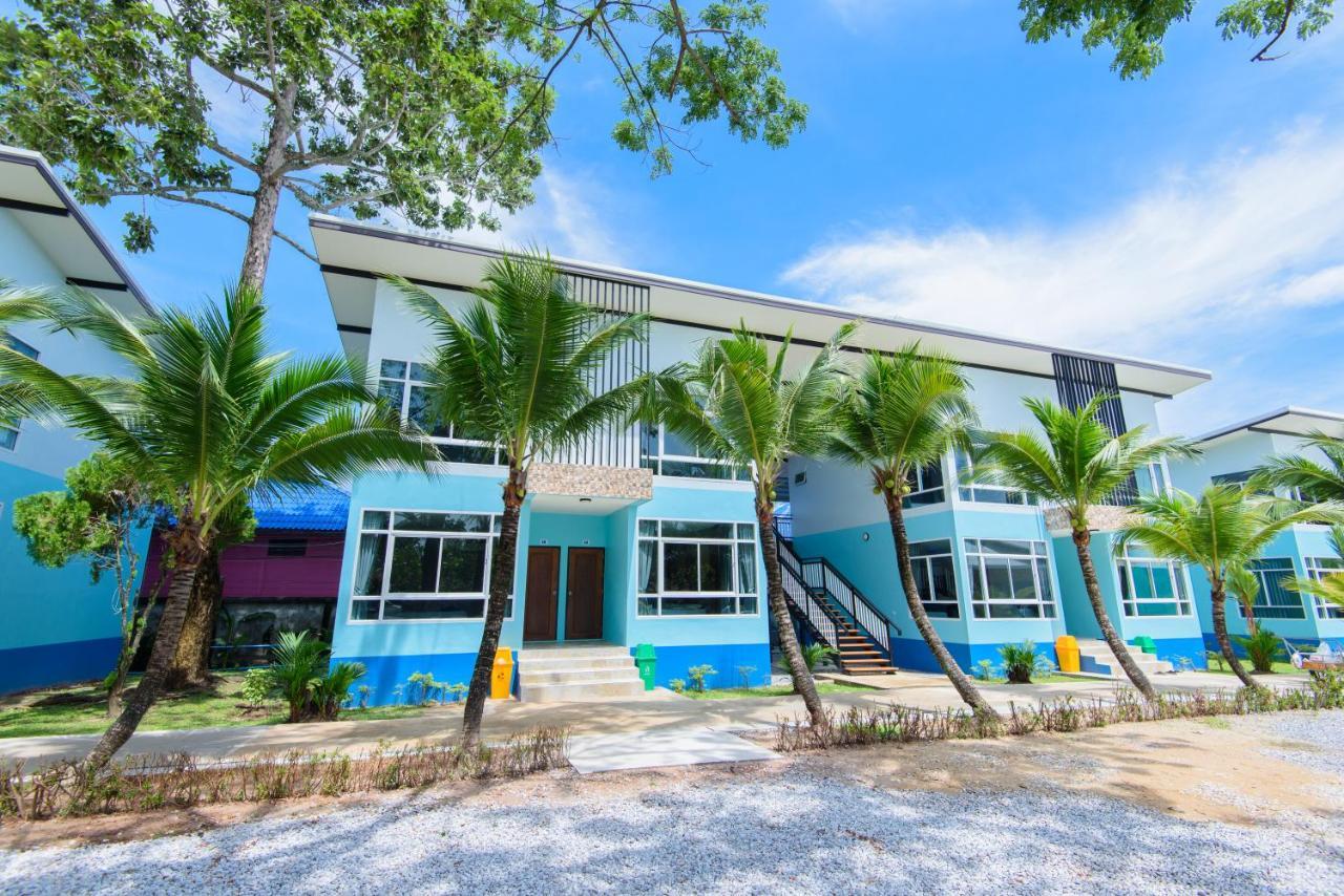 Resort หาดตื้น คลื่นสวย - Hadtuen Kluensuay 2*
