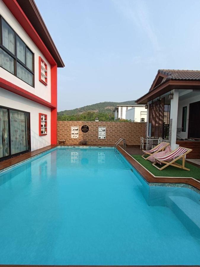 Virawan Pool Resort Ko Lan