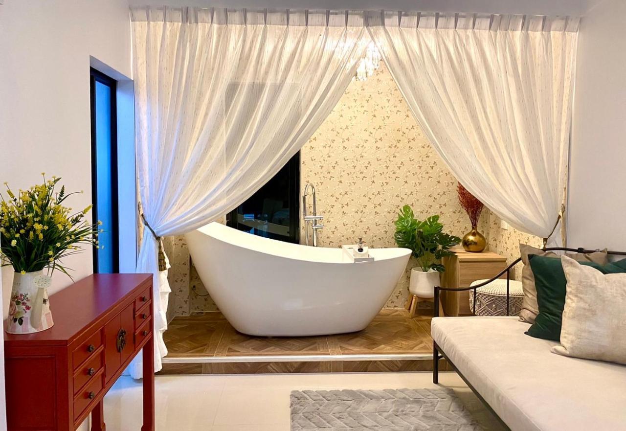 Virawan Pool Resort Ko Lan