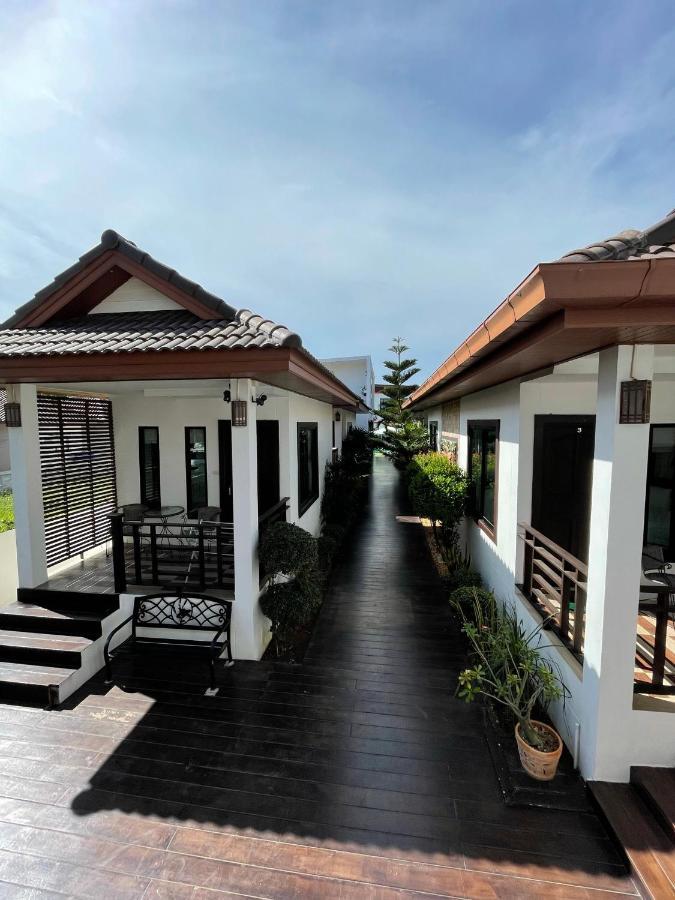 Virawan Pool Resort