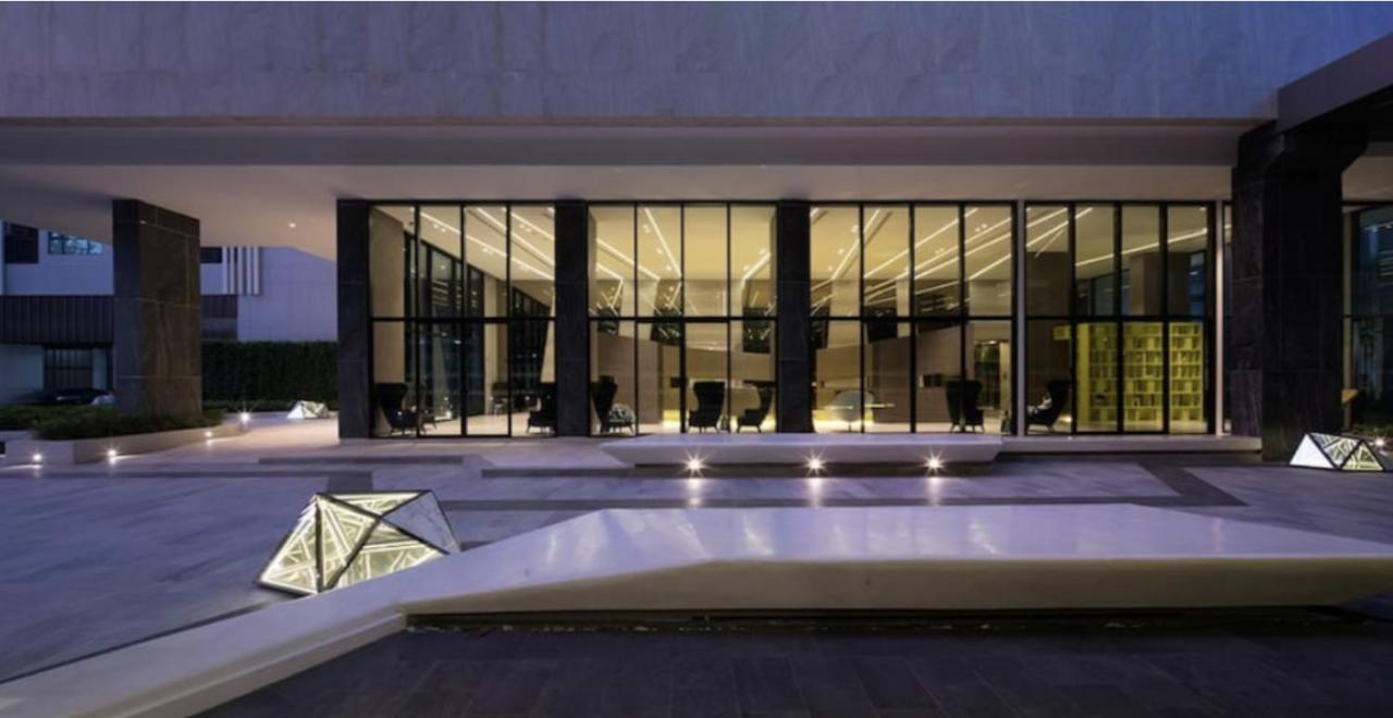 The Base By Wwc Aparthotel