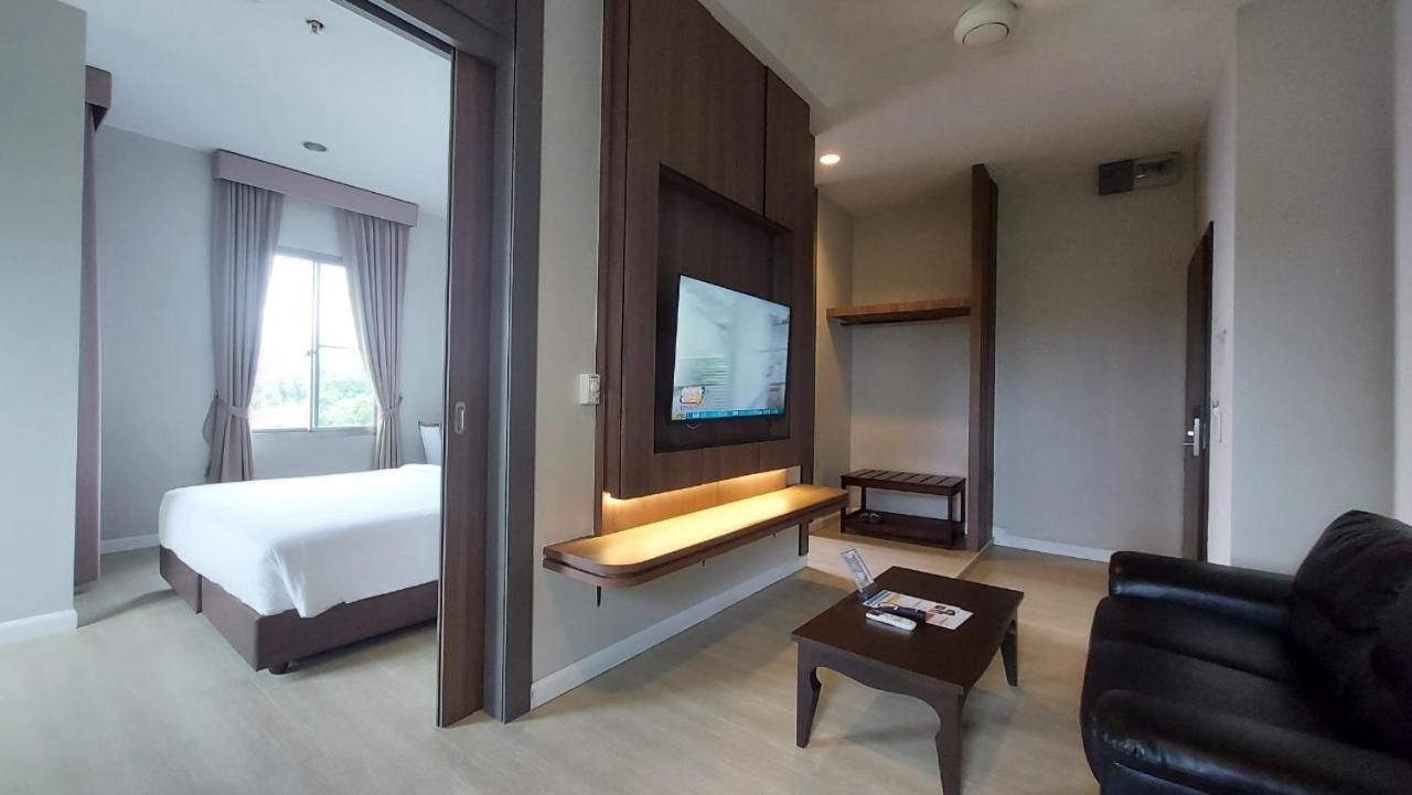 J Park - Sha Extra Hotel 4*