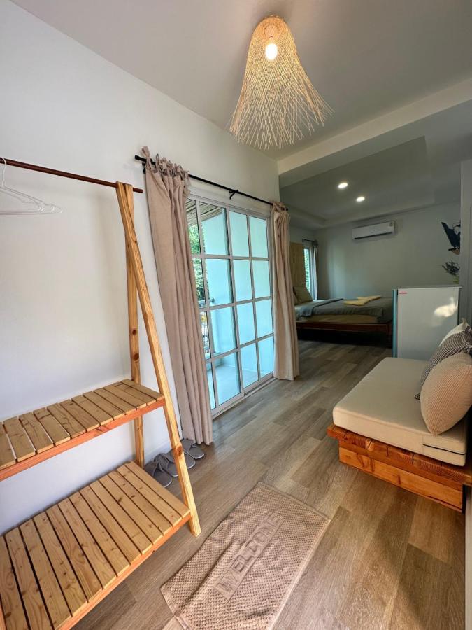 Kala Krang Nueng Koh Samet