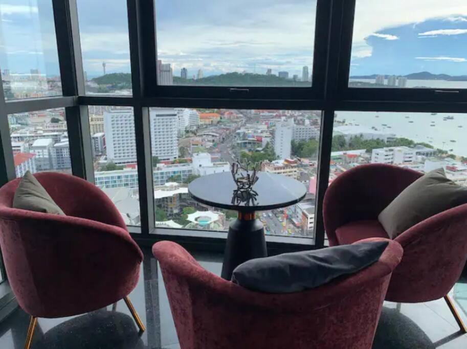 Apartment Edge Sky With Infinity Pool & Free Netflix *