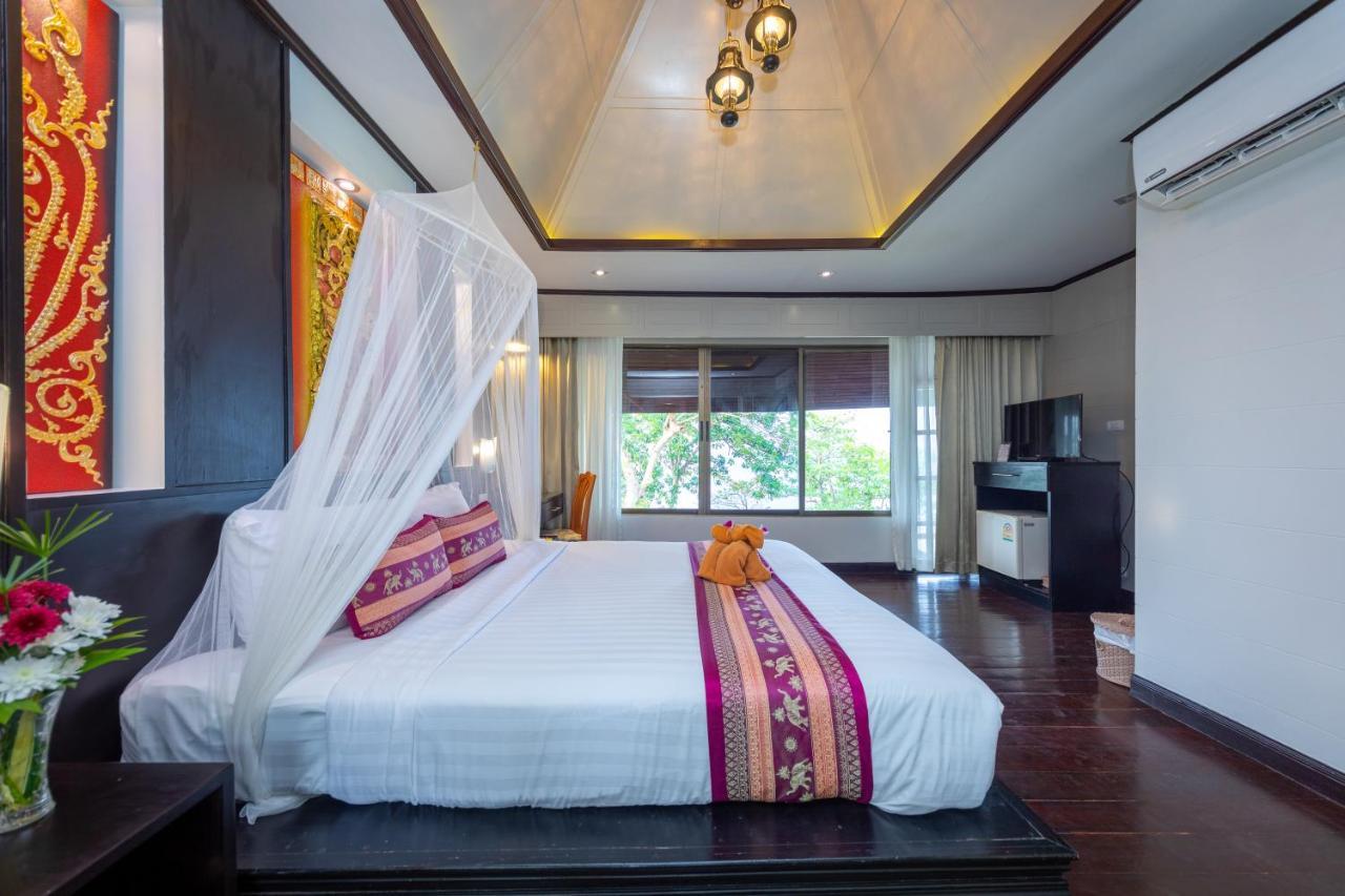 Natural Resort Phi Phi Don
