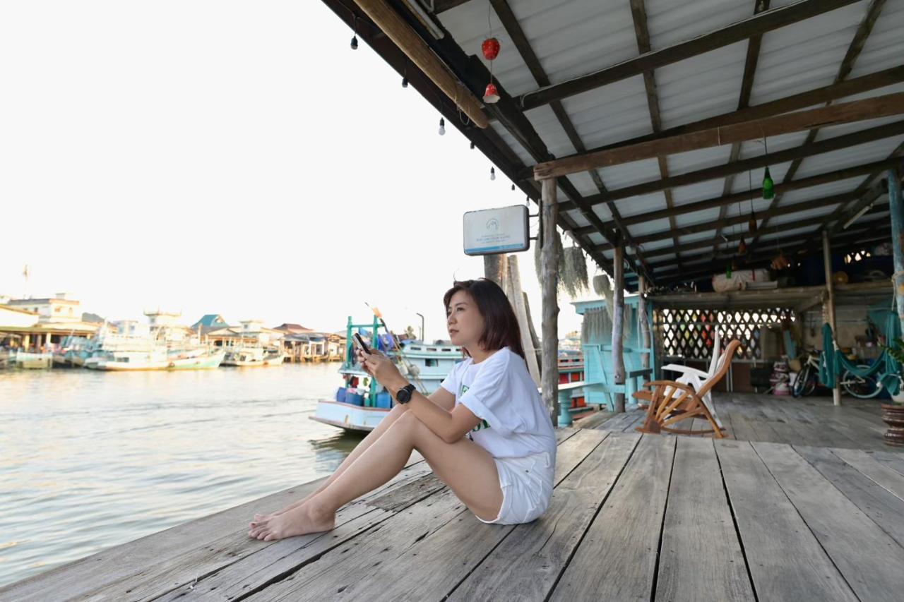 Rub Lom Chom Klong Homestay