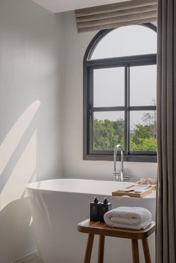 The Motifs Eco - Sha Extra Hotel