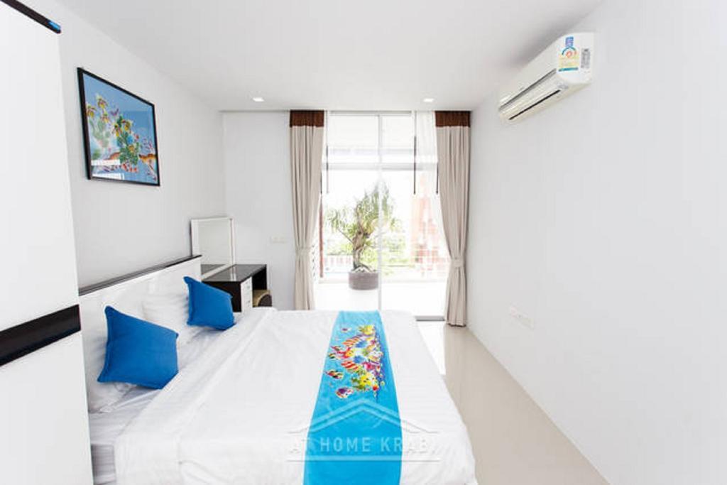 At Sea Condotel Ban Ko Kwang