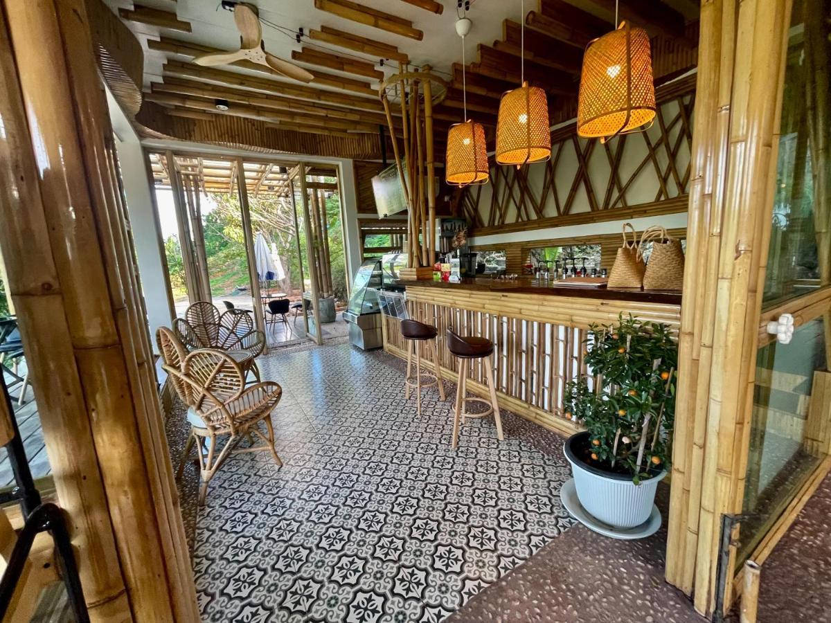 Resort Jantara And Restaurant Phunphin
