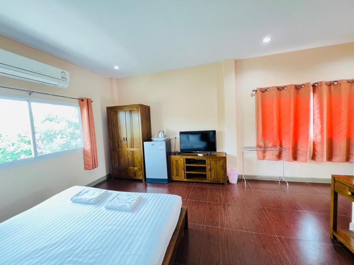 Baan Suan Khun Yaiy Hotel Ban Wang Takhrai