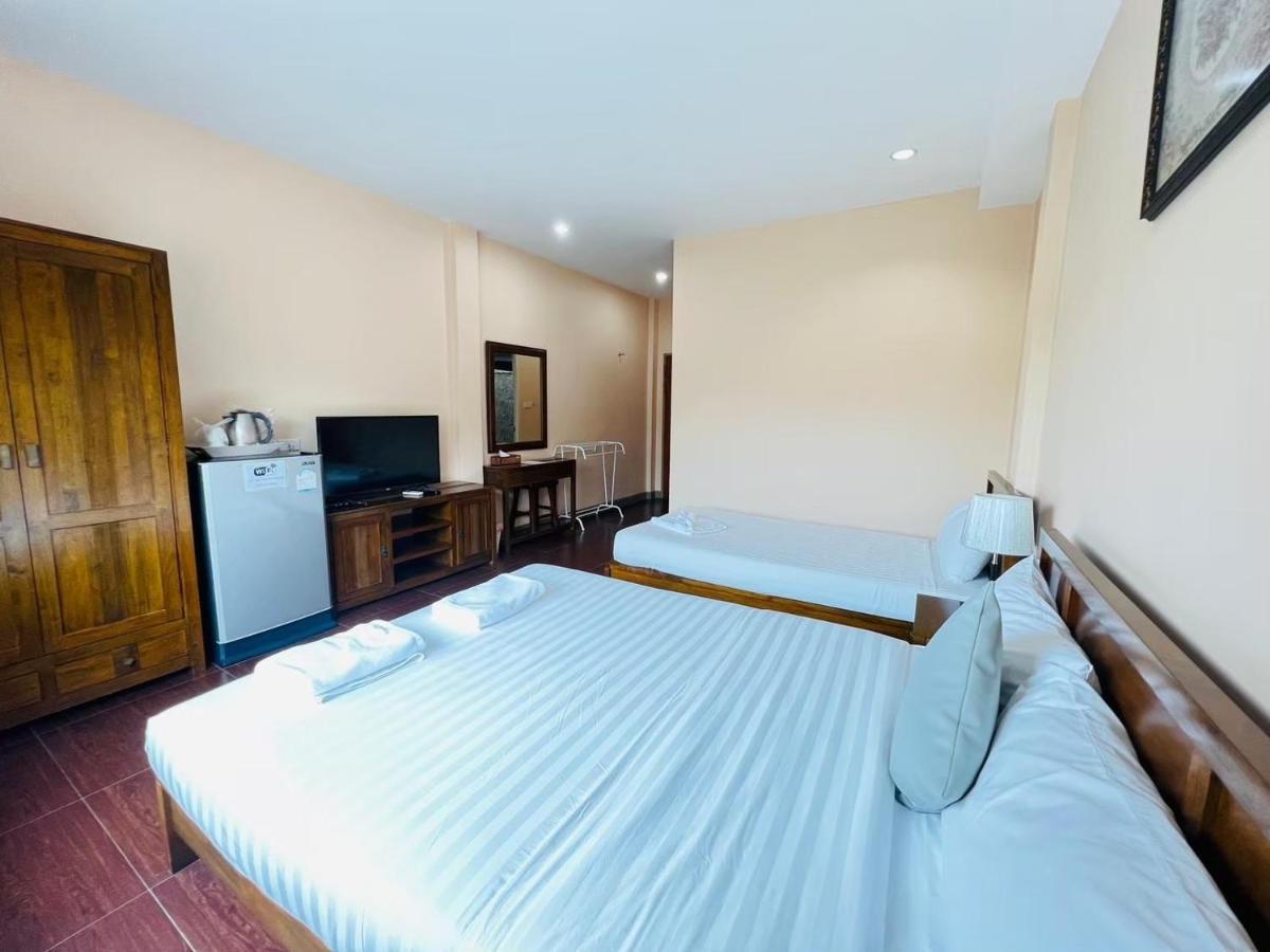 Baan Suan Khun Yaiy Hotel 2*