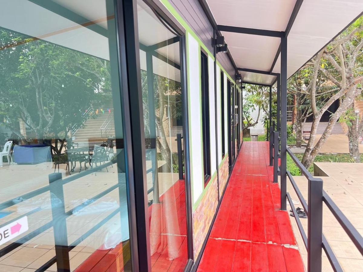 Hotel Baan Suan Khun Yaiy Ban Wang Takhrai
