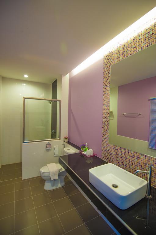The Cozy Nest Boutique Rooms Bed & Breakfast Phayao
