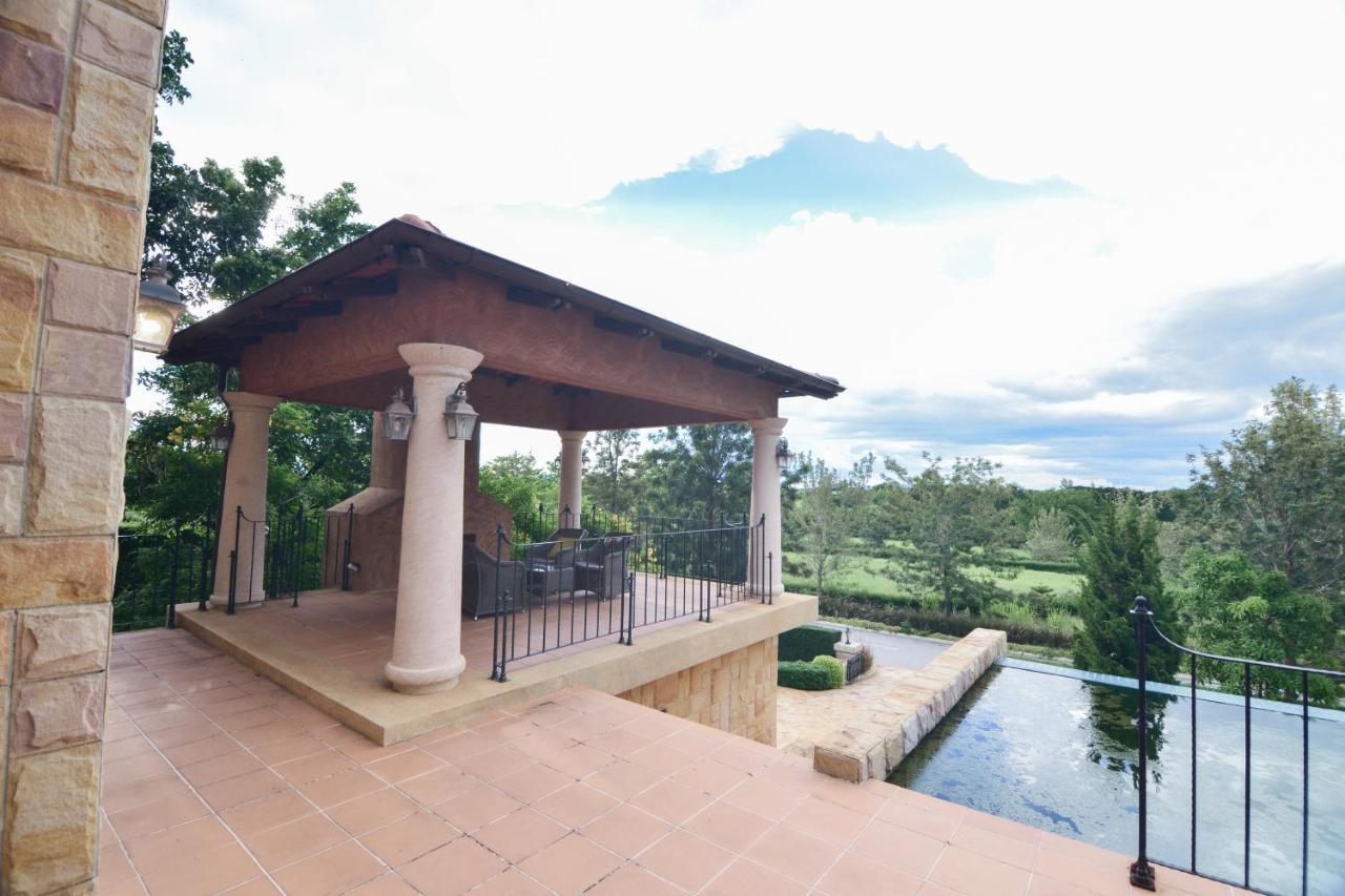 Private Pool & Golf - Toscana House Khaoyai 4 Bedrooms 10 Guests * Ban Rai Khlong Sai