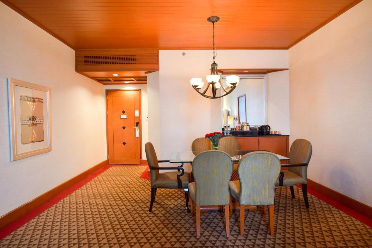Pullman Raja Orchid
