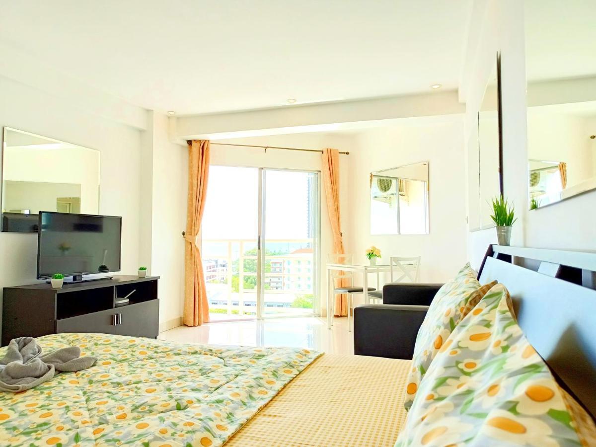 Sea View Beachfront Pattaya Apartment Jomtien Beach