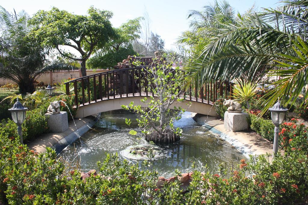 Resort Ao Thai Sathing Phra