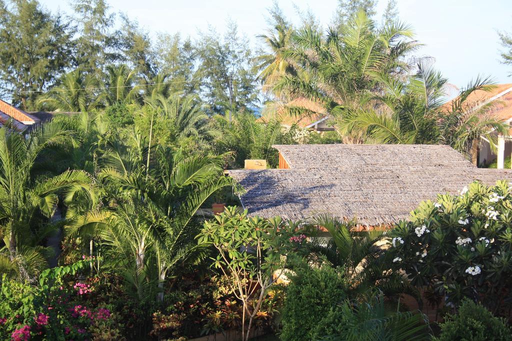 Ao Thai Resort Sathing Phra