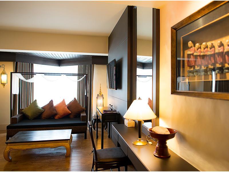 Napalai Hotel 4*