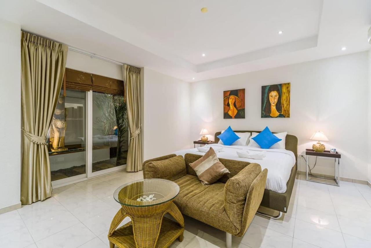 Villa Pool Pattaya H52 *
