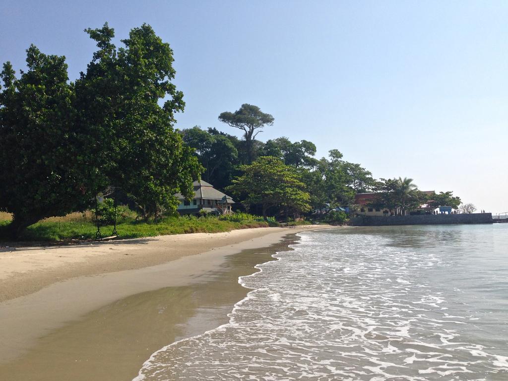 Holiday home Sea Breeze House