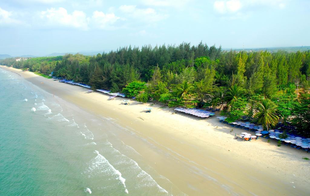 Holiday home Sea Breeze House
